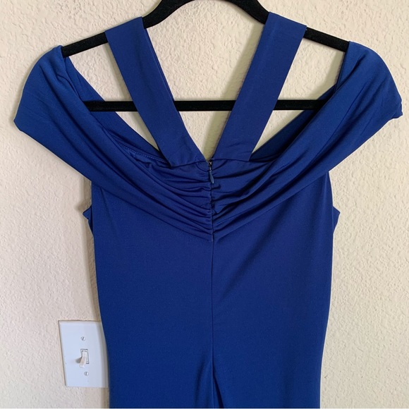 Venus Ruched Off Shoulder Gown - Picture 7 of 15